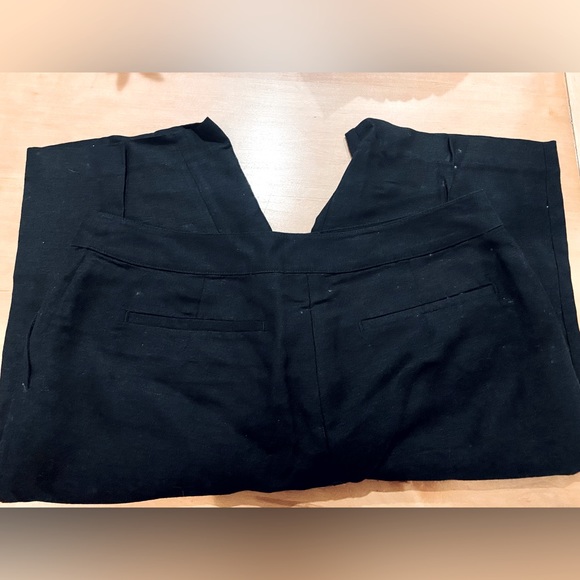 Black linen walking shorts - Picture 2 of 4